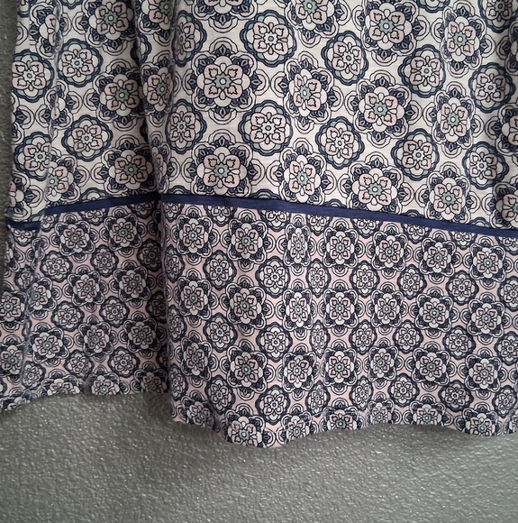 J. Jill Multi Media Floral Design    Size L - Picture 14 of 15